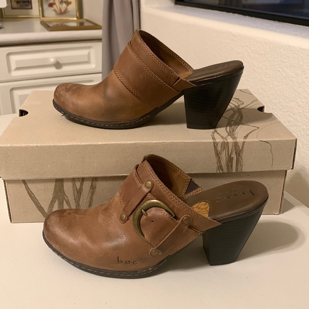 Brown leather clog🤎